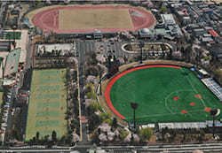 青木町公園(聖火台レプリカ)の写真