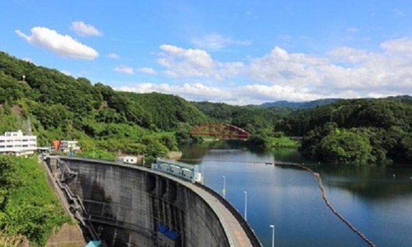 青蓮寺湖の写真