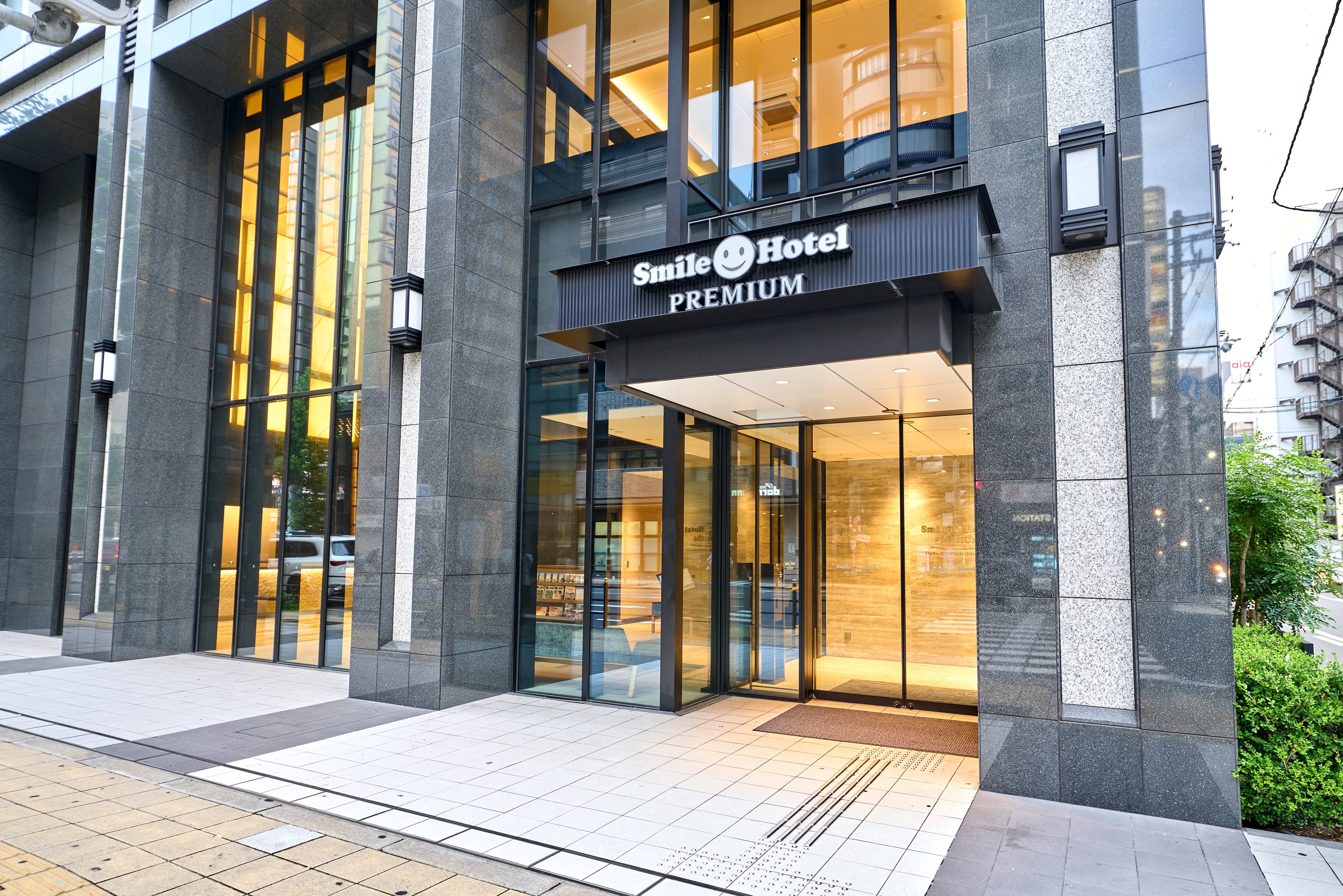 スマイルホテルプレミアム大阪東心斎橋の外観画像