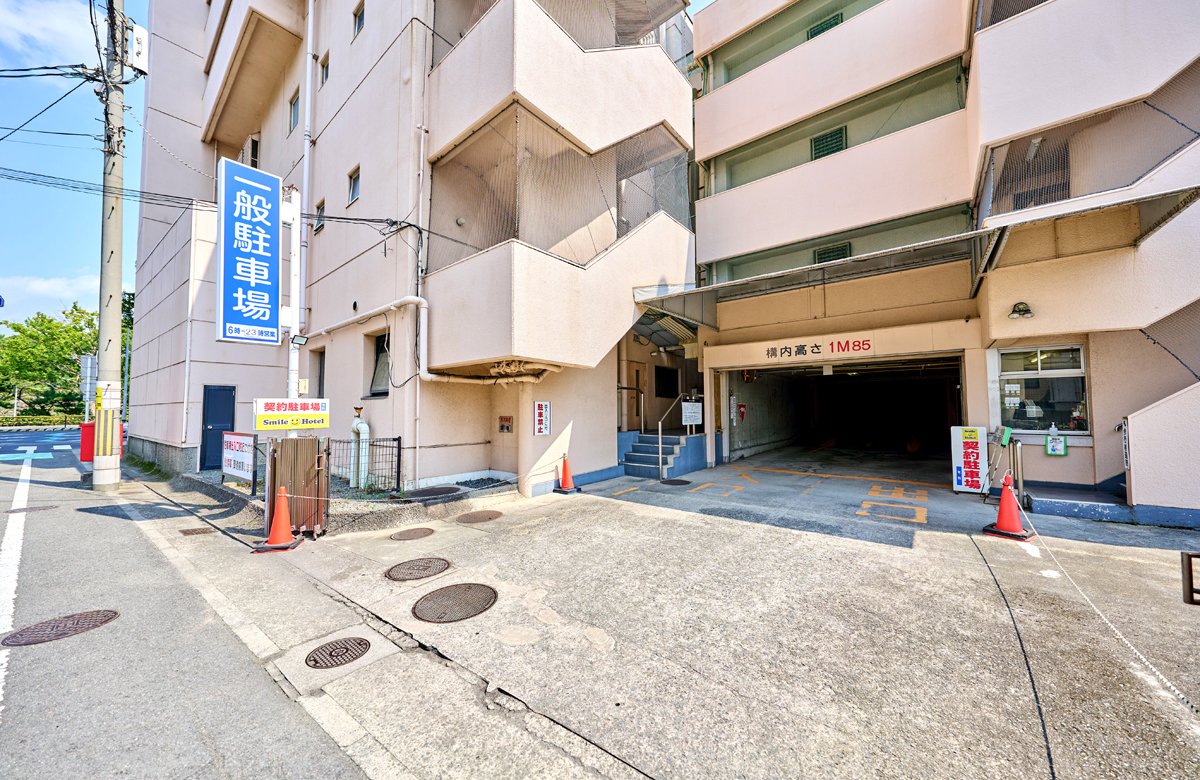 スマイルホテル和歌山の駐車場